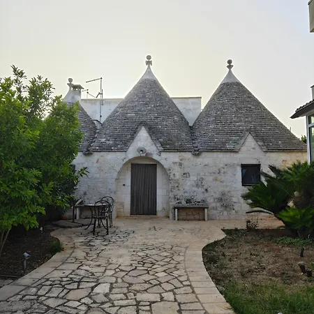 Trullo In Valle D Itria * Cisternino