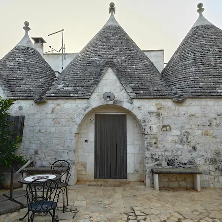 Trullo In Valle D Itria * Cisternino