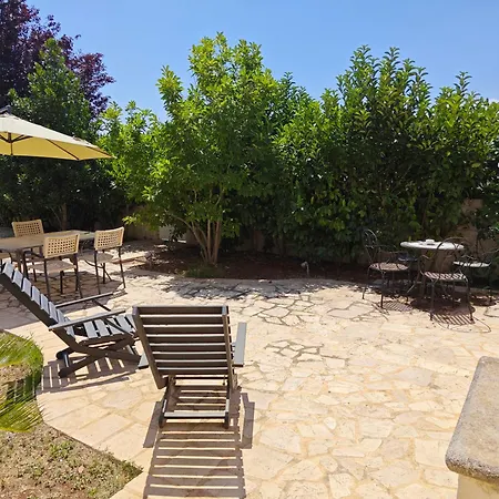 Trullo In Valle D Itria צ'יסטרנינו